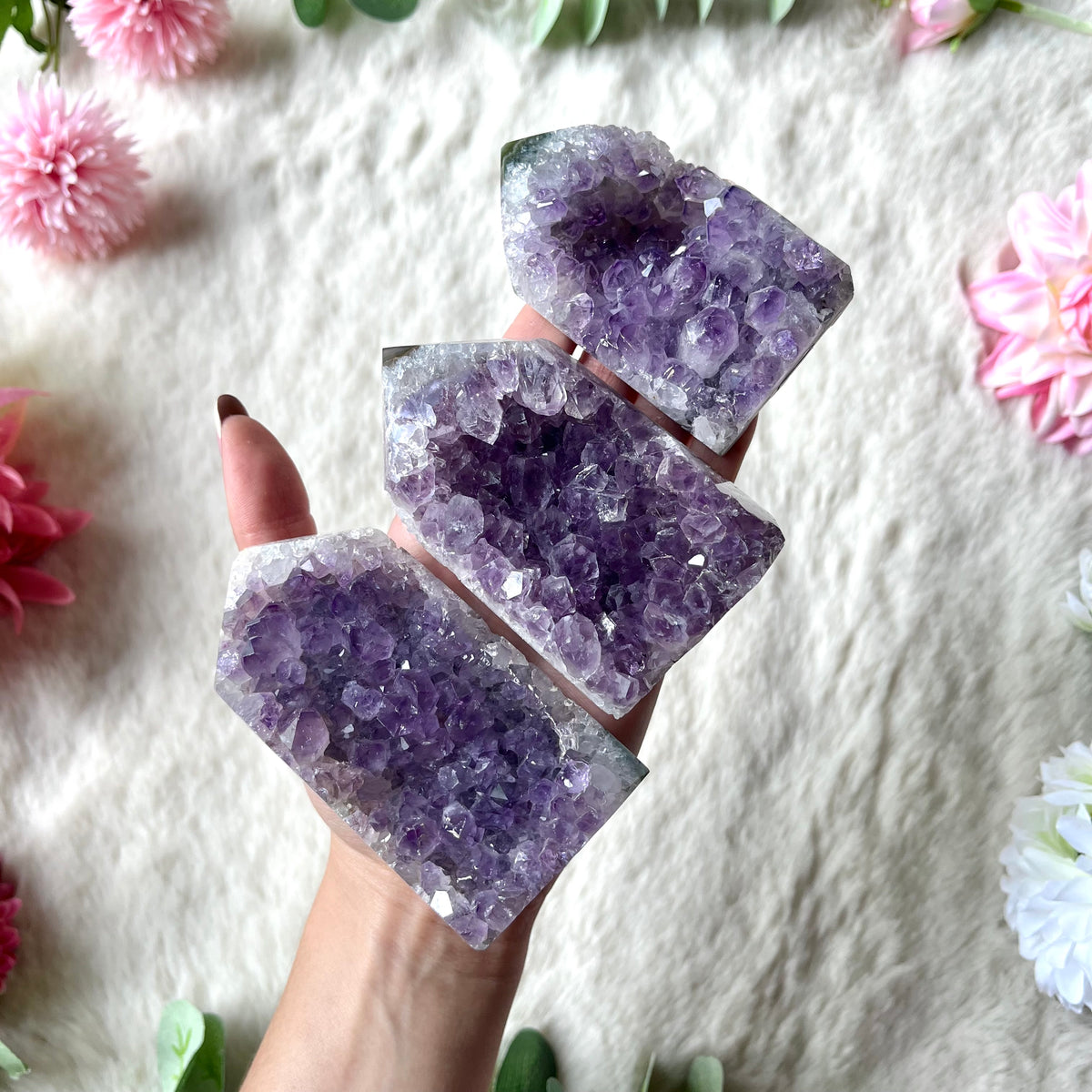 Amethyst druzy Turm 328-330