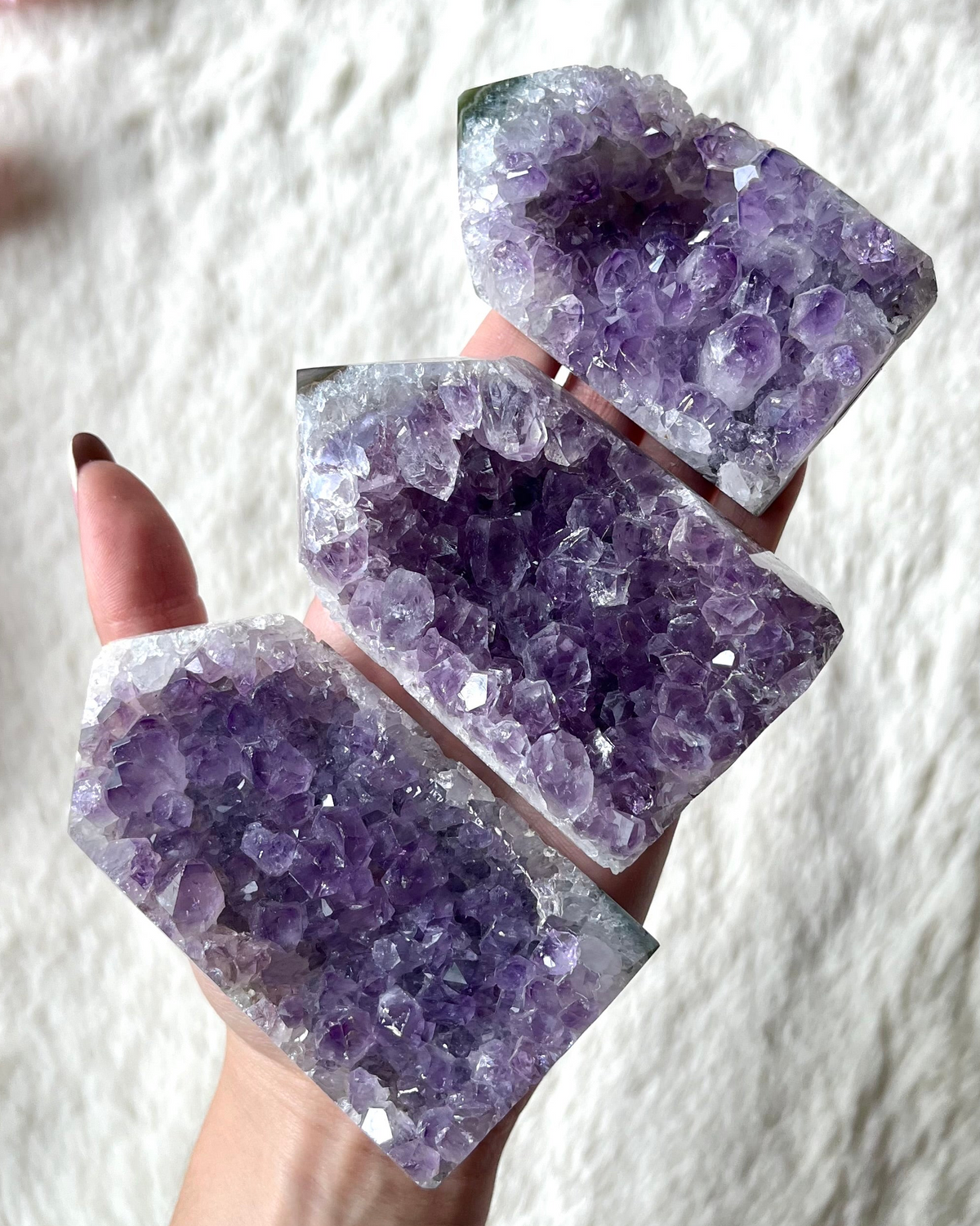 Amethyst druzy Turm 328-330