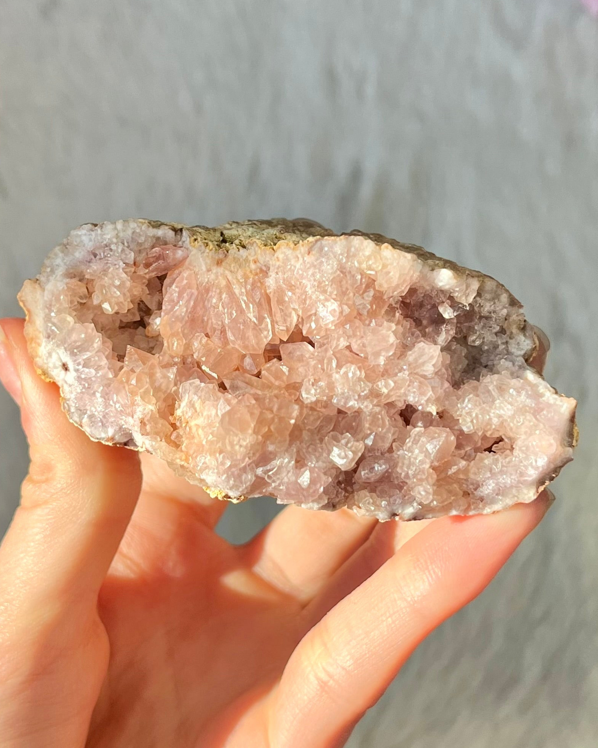 Pinke Amethyst Geode 241