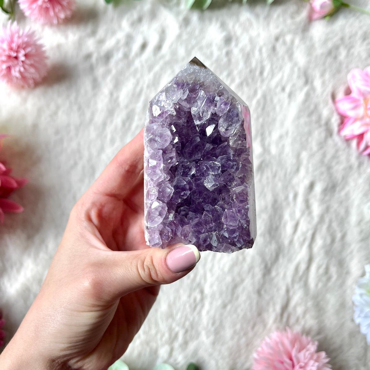 Amethyst druzy Turm 328-330
