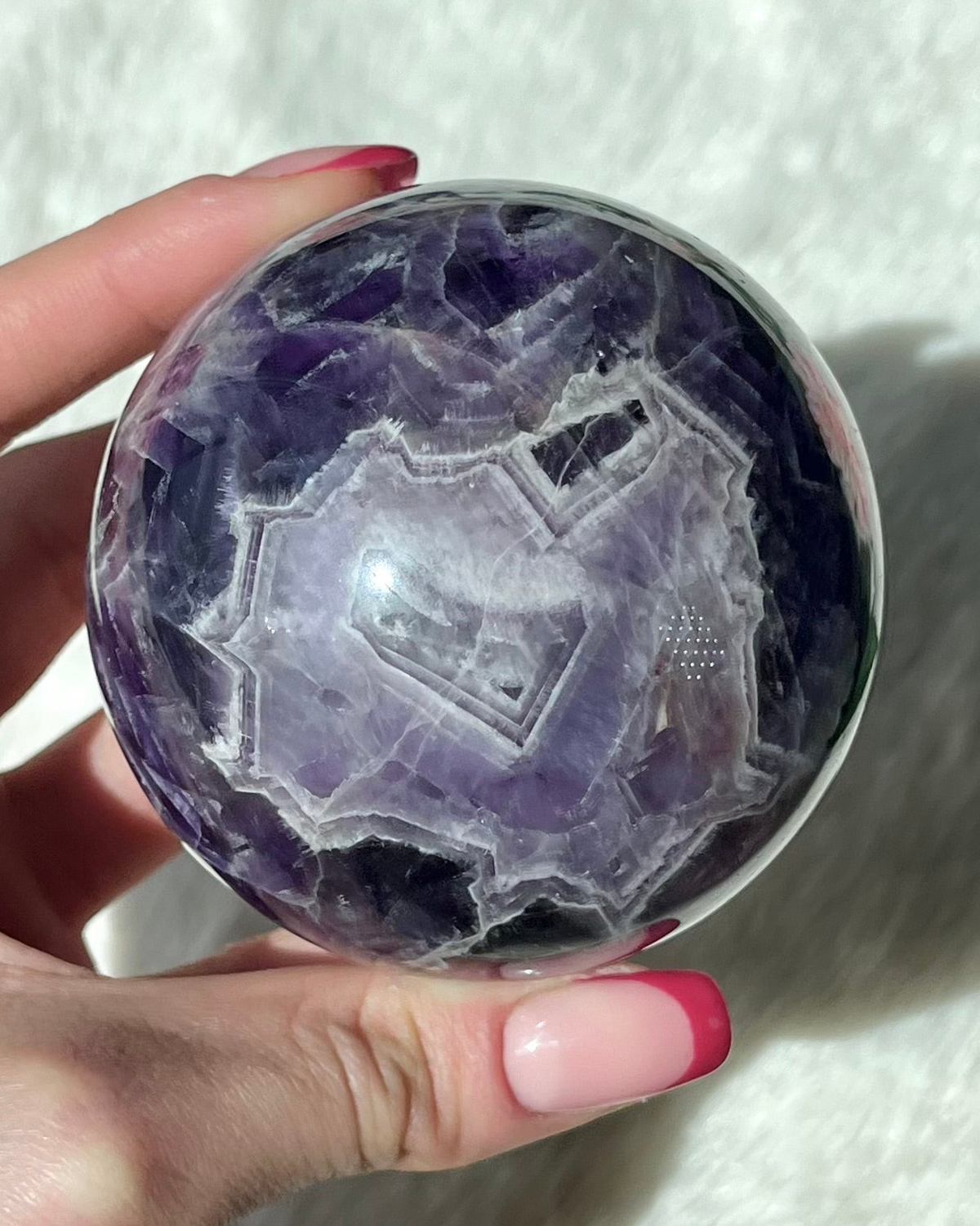 Chevron Amethyst Kugel 331