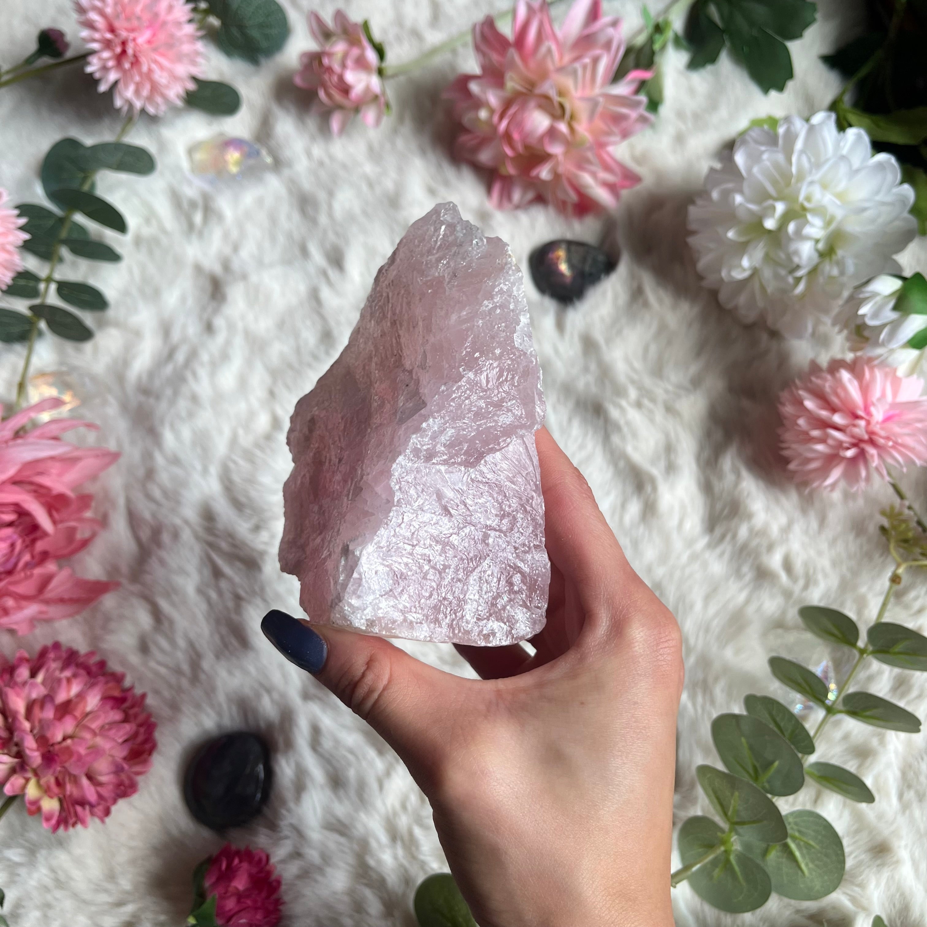 Rosenquarz Rohstein 68