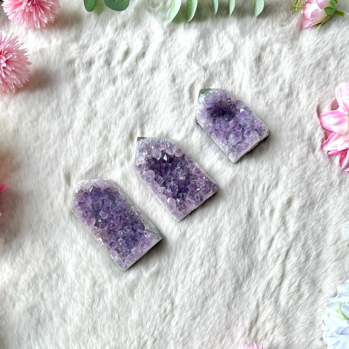 Amethyst druzy Turm 328-330