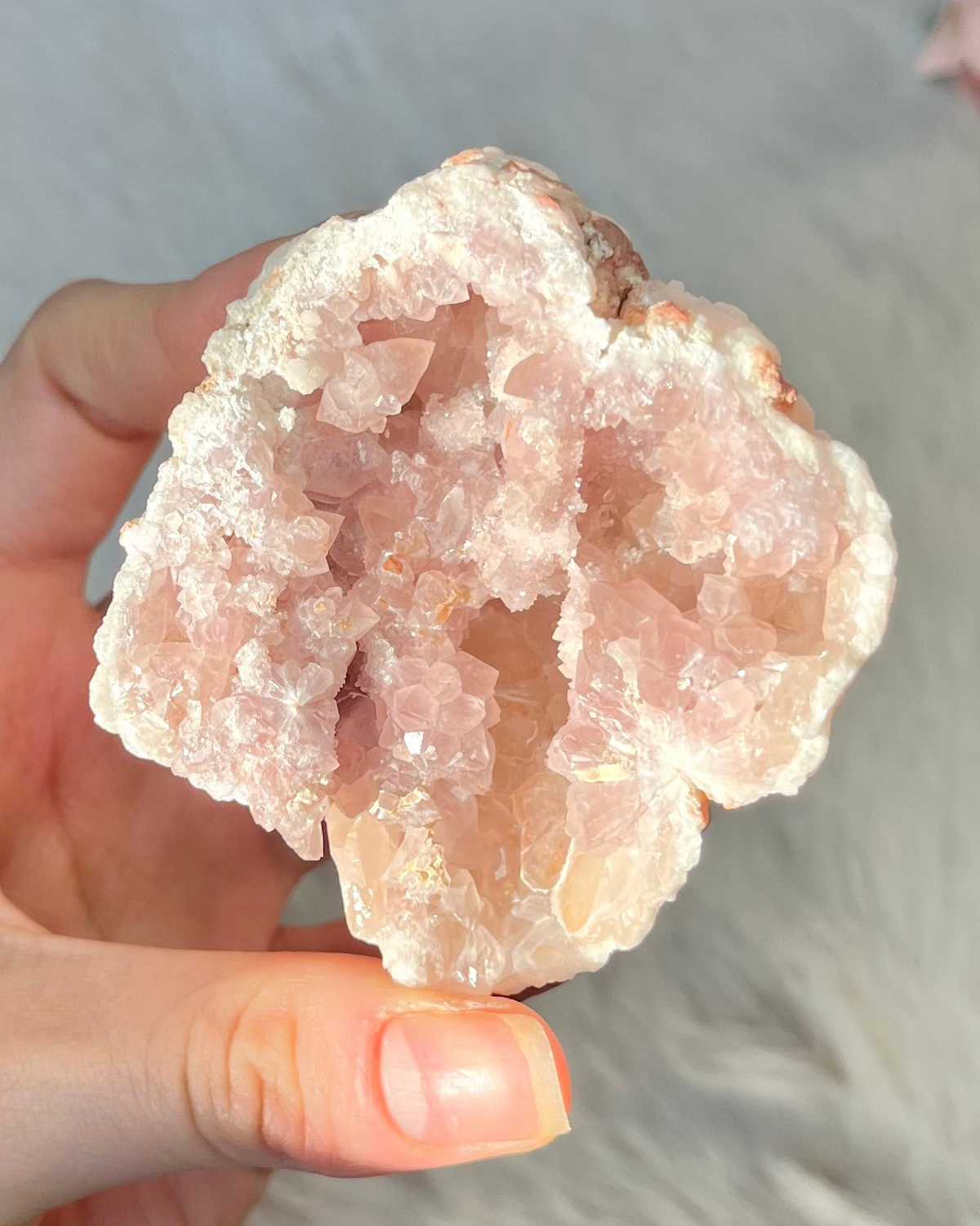 Pinke Amethyst Geode 240