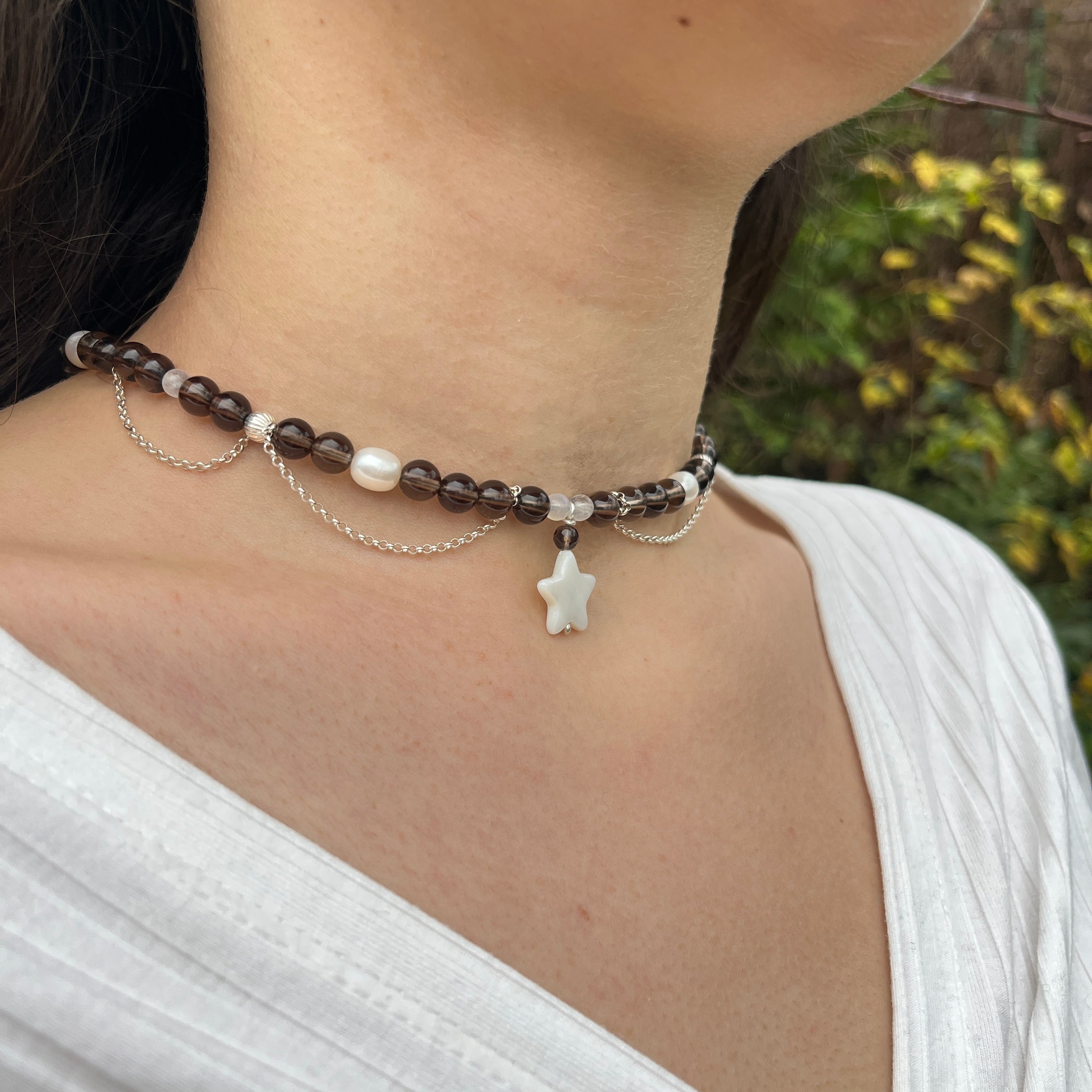 Collier mit Perlmutt stern, Rauchquarz, mondstein und süßwasser perlen