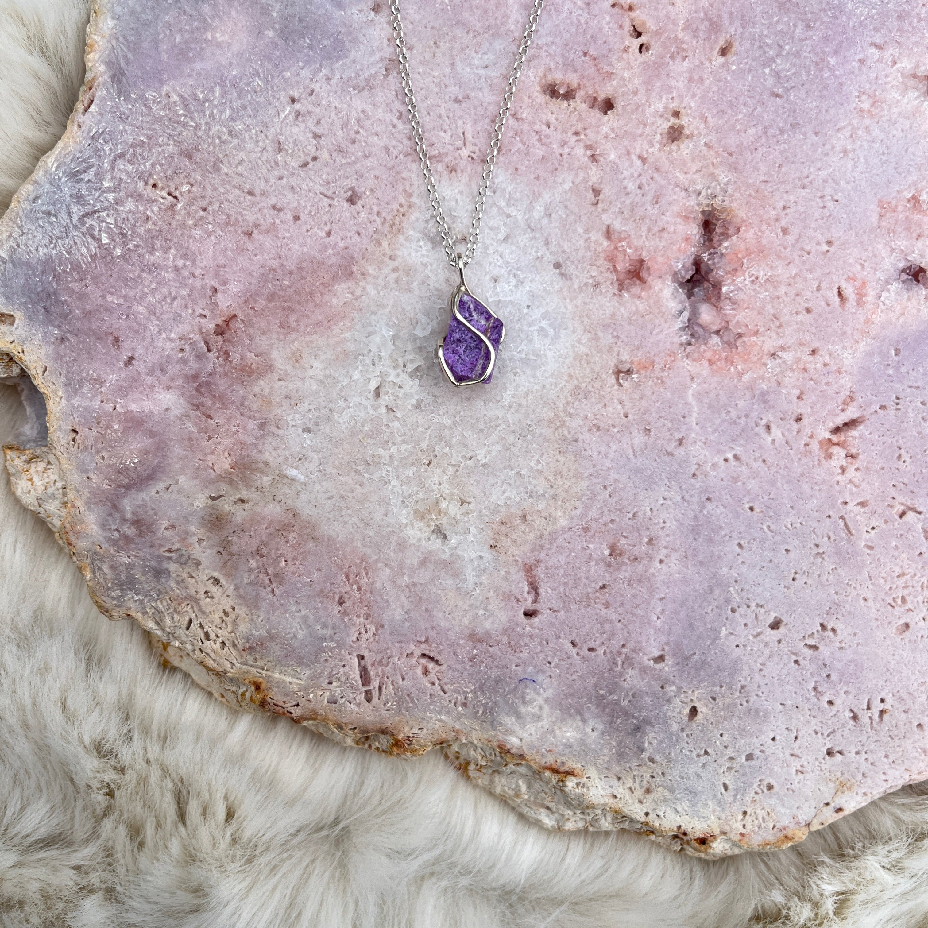 Sugilith Anhänger Silber 8