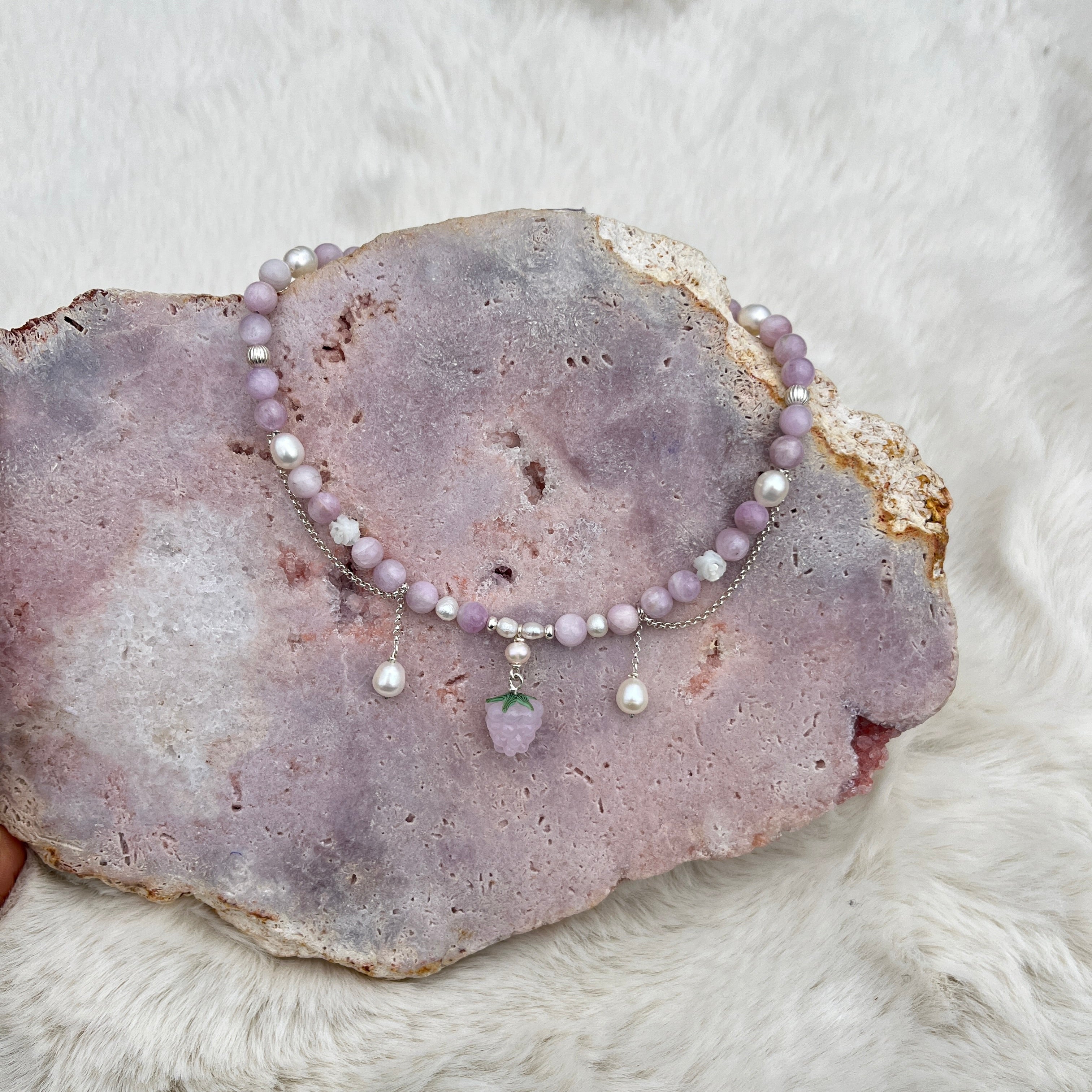 Collier mit Glas beere, Kunzit, süßwasser perlen