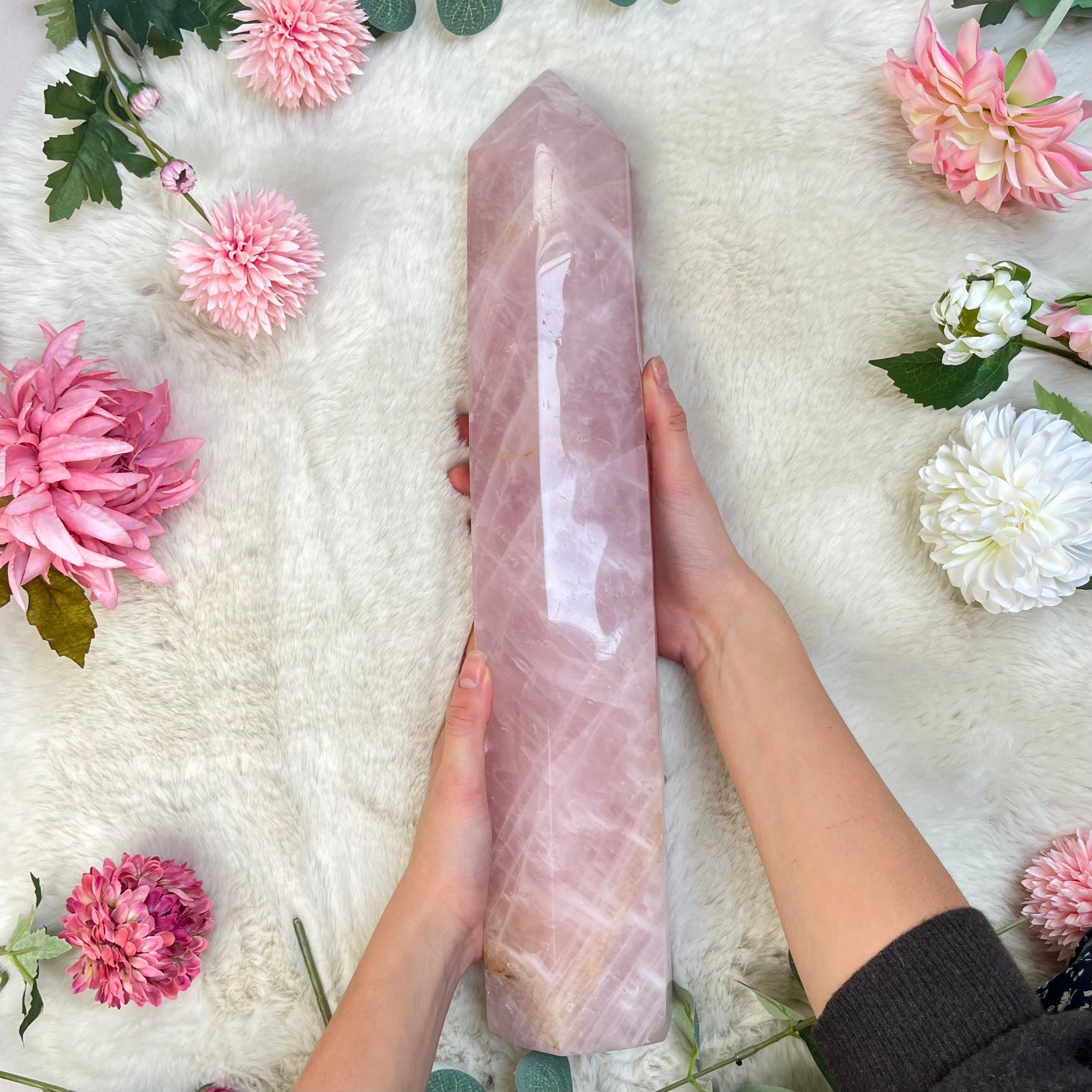 Rosenquarz Turm riesig 121