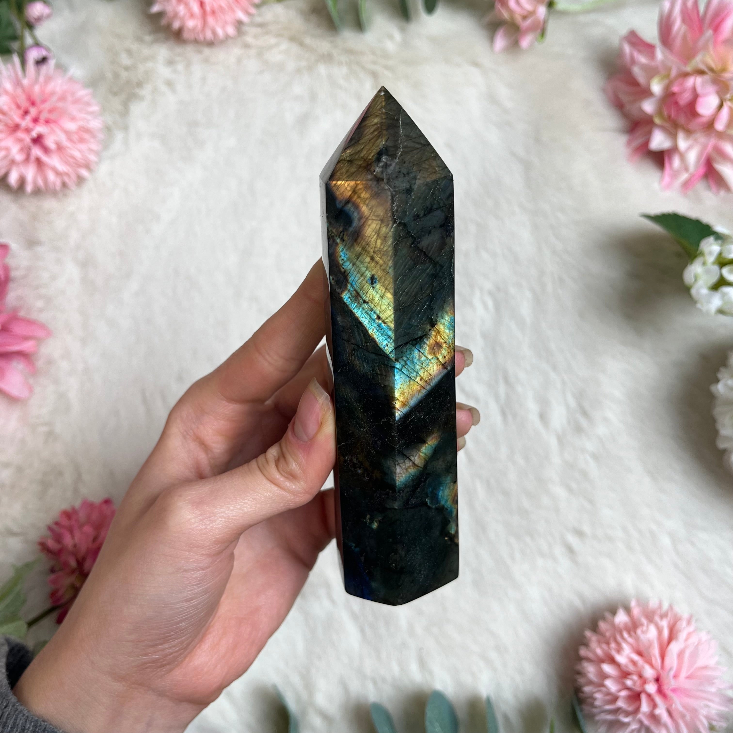 Labradorit Turm Poliert 108