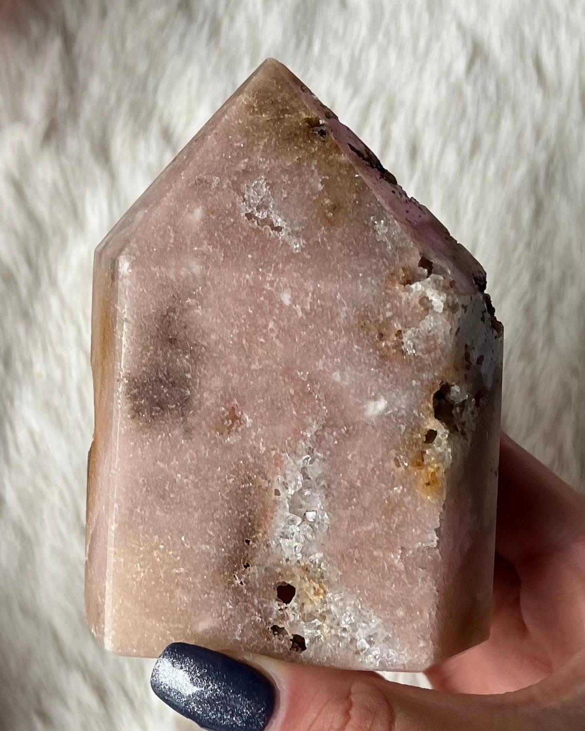 Pinker Amethyst Turm 11