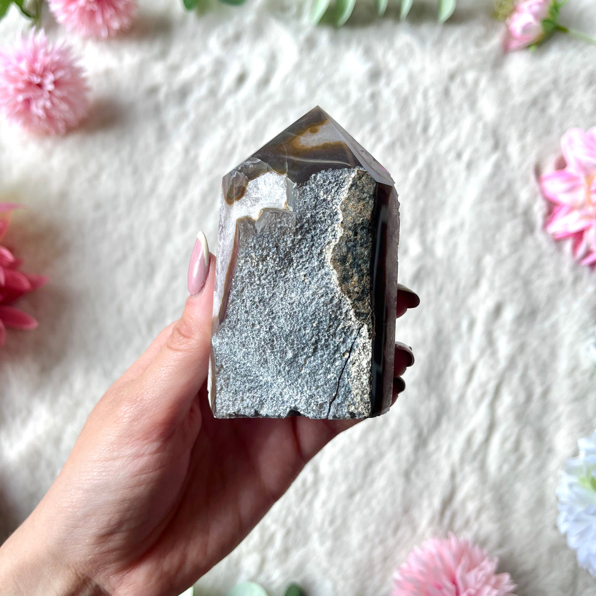 Amethyst druzy Turm 328-330