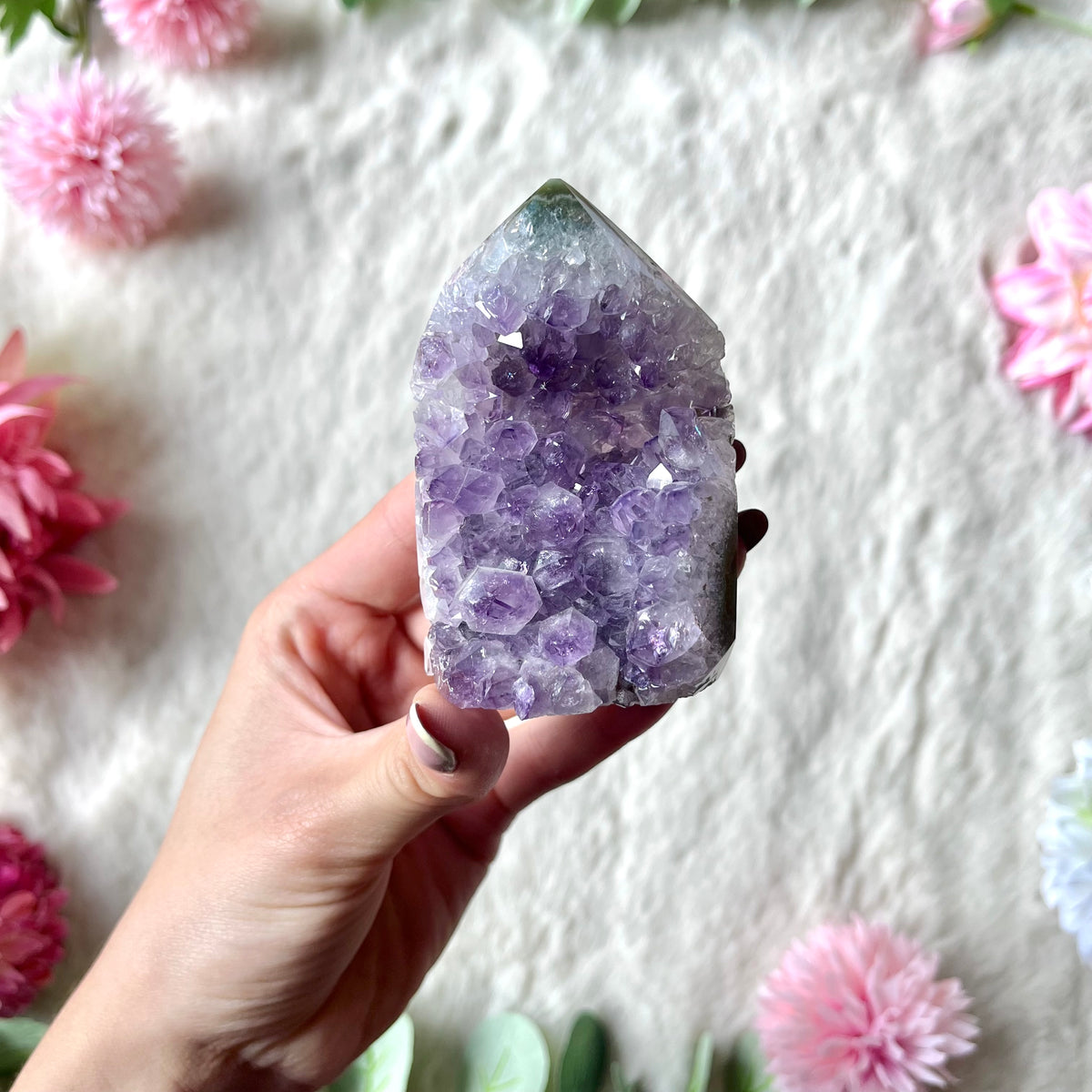Amethyst druzy Turm 328-330