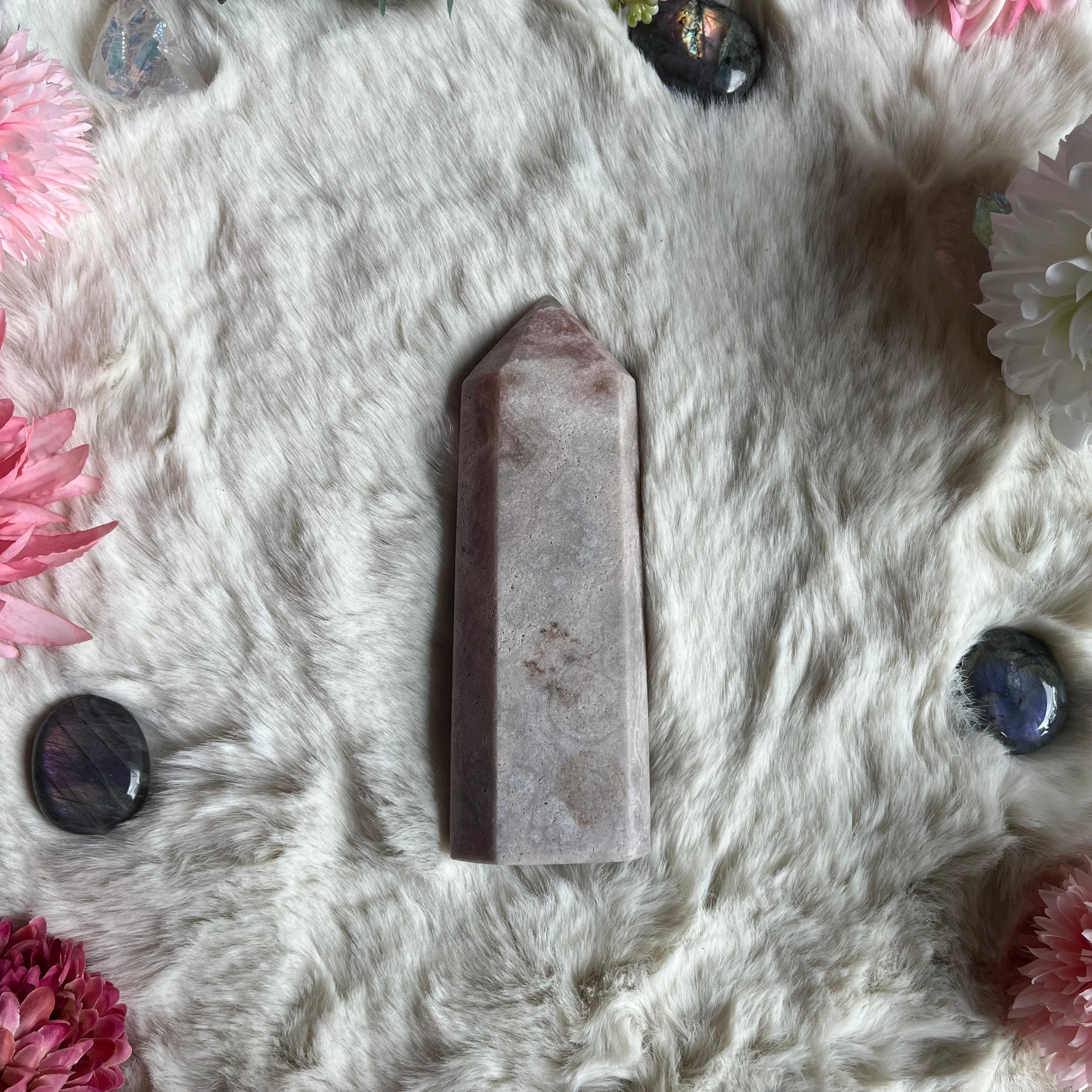 Pinker Amethyst Turm 13