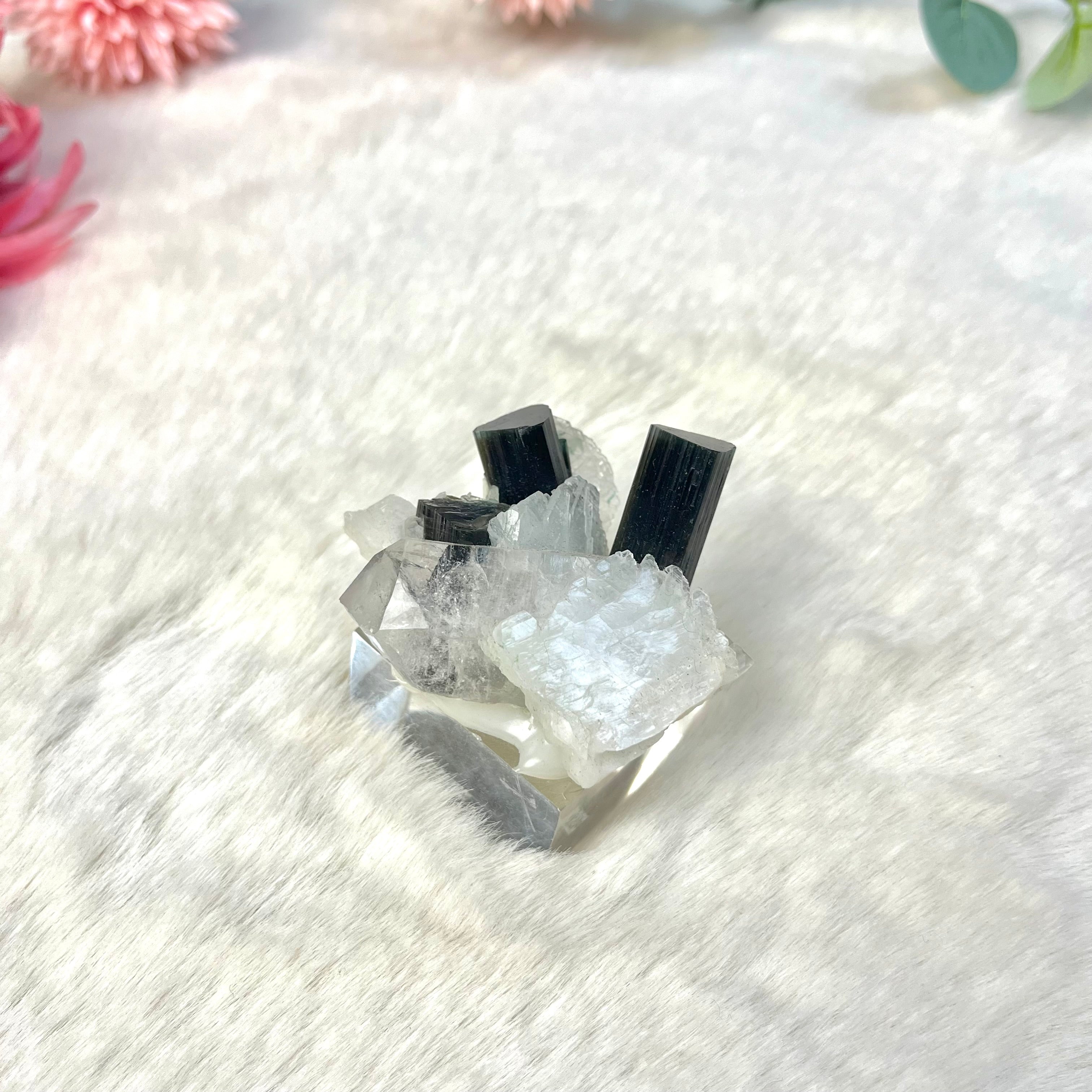 Bergkristall Turmalin Stufe 140