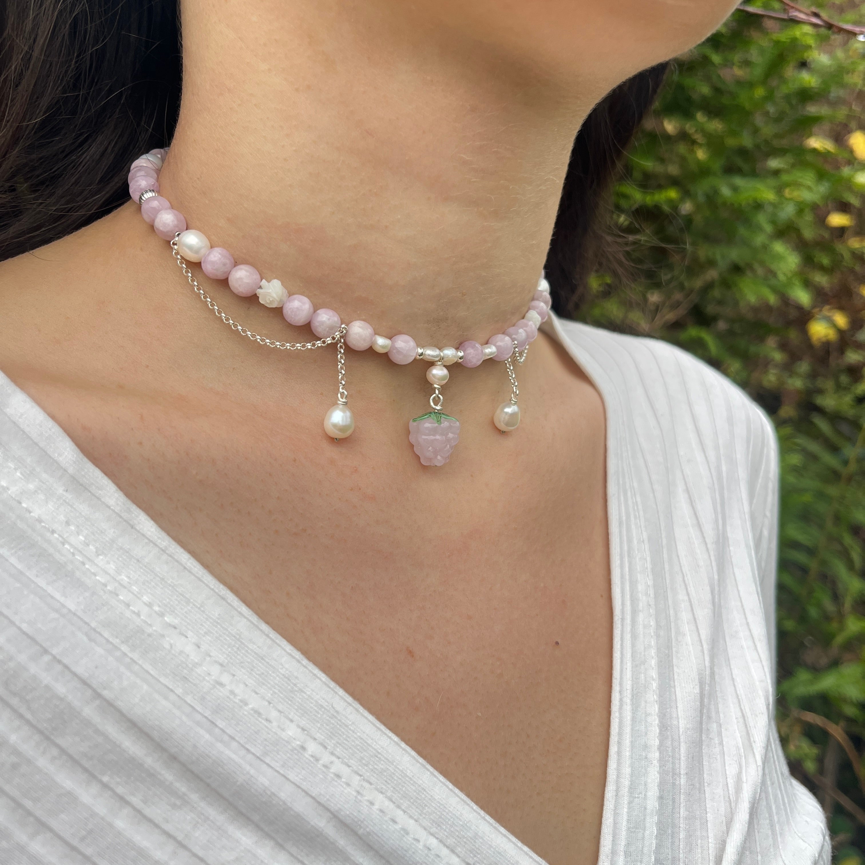 Collier mit Glas beere, Kunzit, süßwasser perlen