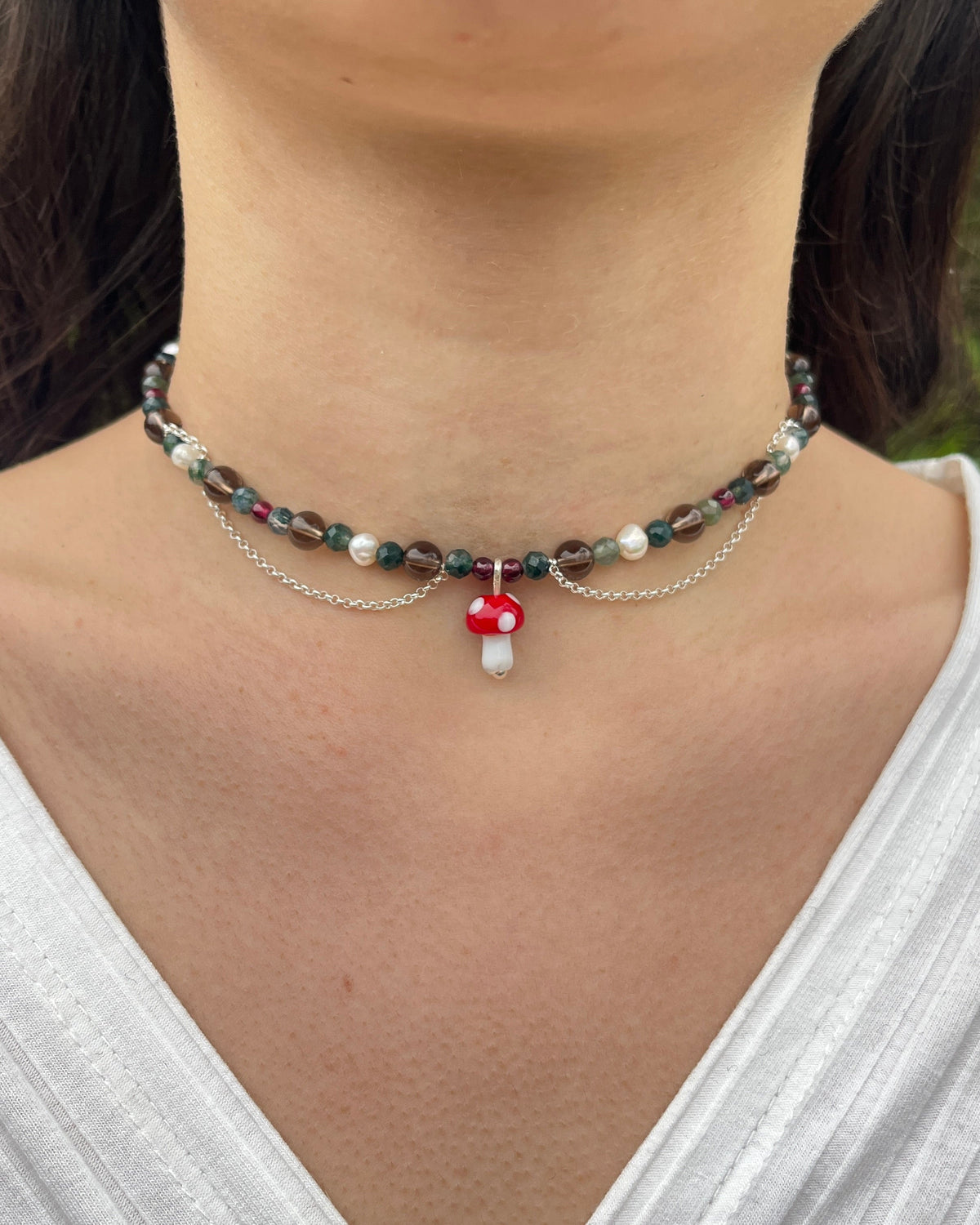 Collier mit Glas Pilz, Granat, Rauchquarz, süßwasserperlen, moosachat
